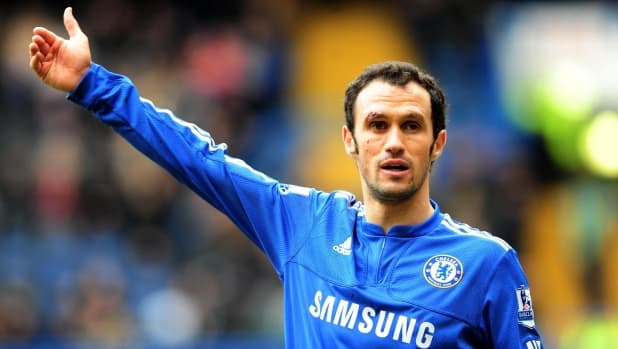 Portogallo, lutto per Ricardo Carvalho: è morto il padre dell'ex difensore