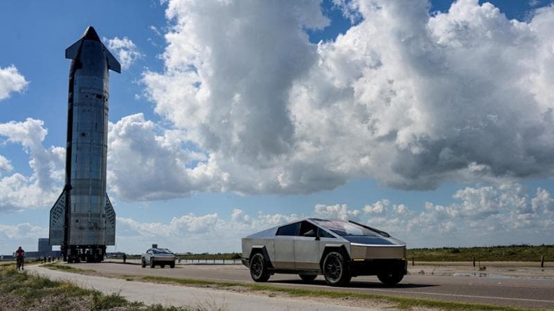 Il nuovo azzardo di Musk, fondere SpaceX e Tesla nel nome dell’IA