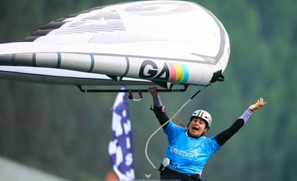 Maddalena Spanu vince la tappa WingFoil Racing World Cup in Svizzera