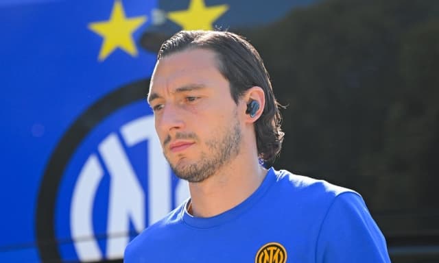 Bologna, idea Darmian: con Holm rotto, i rossoblù valutano l'ex Inter. E non solo...