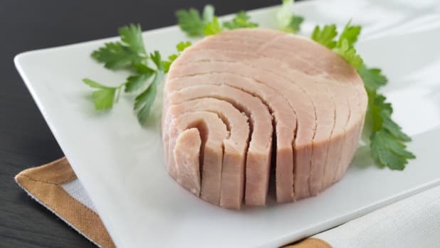 Mangiare bene per vivere più a lungo: il ruolo del pesce nella longevità