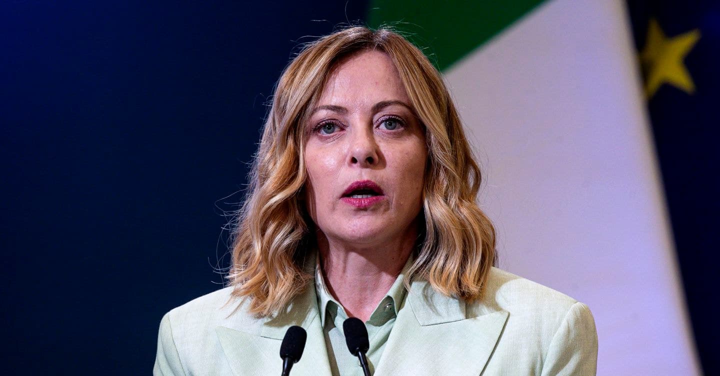 Perché Meloni vuole cambiare il Rosatellum per un proporzionale con premio oltre il 40%