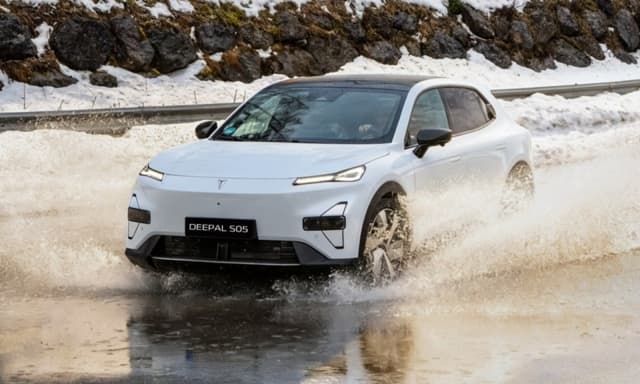Changan Deepal S05 Ultra Hybrid: l'offerta lancio sul Suv cinese