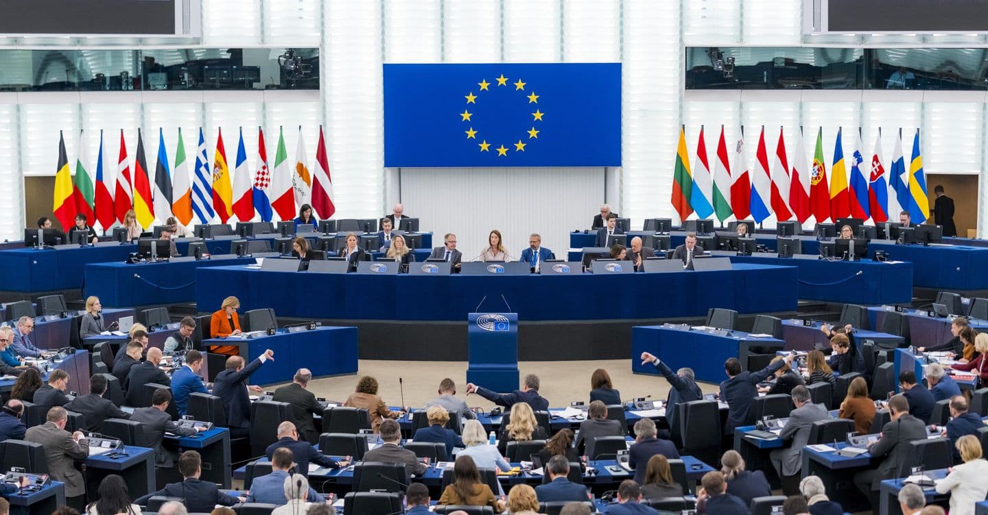Piano difesa comune Ue, a Strasburgo si spaccano sia centrodestra che centrosinistra