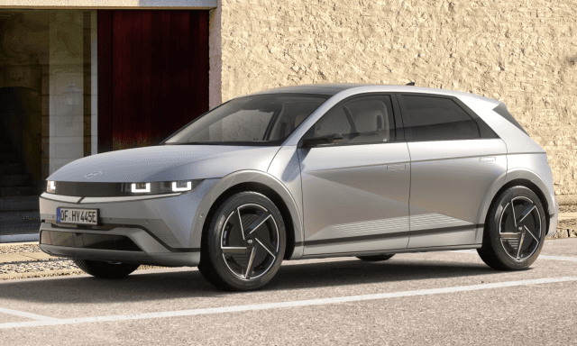 Hyundai Ioniq 5 2027: cambiano gli allestimenti, scende il prezzo