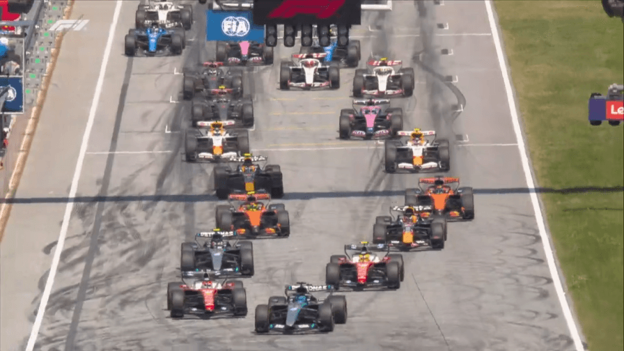 Hamilton supera subito Leclerc: F1, GP Austria: partenza e primo giro
