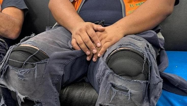 Aeroporto di Genova, i lavoratori degli appalti: “Ci danno dotazioni di sicurezza usate”