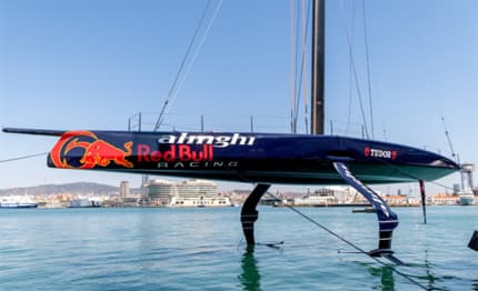 America's Cup: Alinghi Red Bull Racing si presenta a Barcellona
