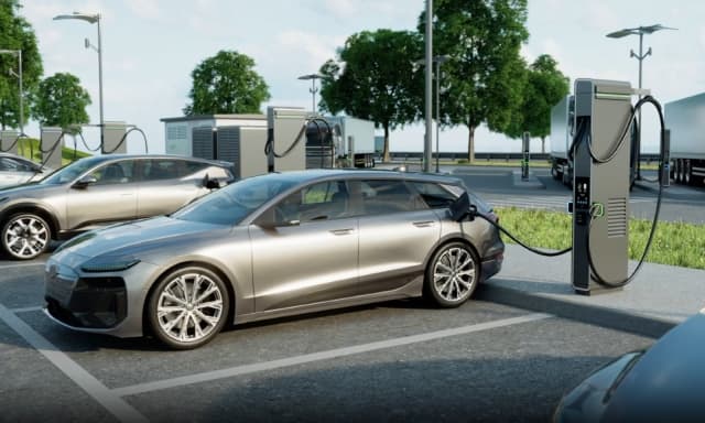 HYC1000 è la colonnina made in Italy da 1 MW che sfida Byd