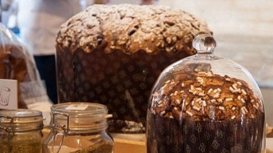 Tiramisù, cioccolato e panettoni, per molti è Natale tutto l’anno