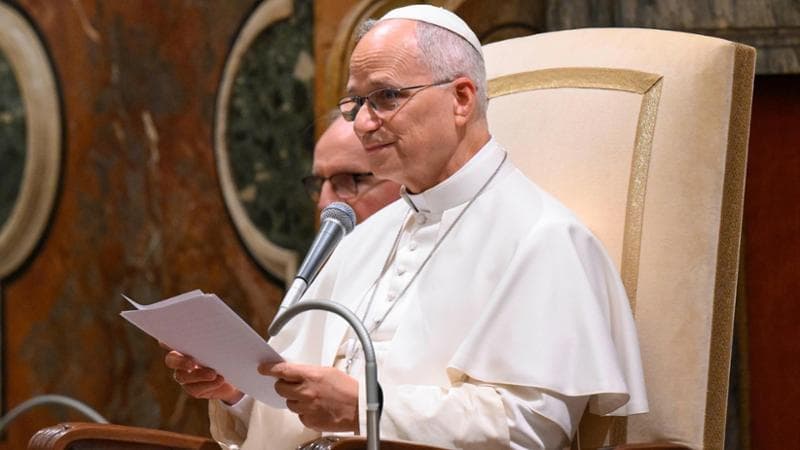 Leone XIV sull’IA: “Non affidiamo alle macchine le decisioni sulla vita umana, serve un’etica”