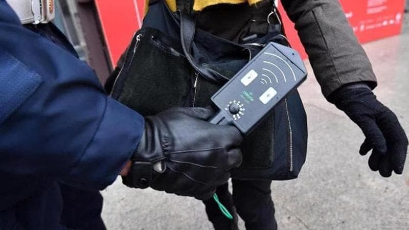 Niente metal detector nelle scuole. Ecco perché la circolare che li prevede non è mai stata attuata
