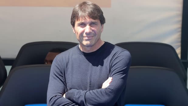 Ashley Young: "Conte allo United? Sarebbe un disastro. È un pazzo, non dura molto in certi posti"