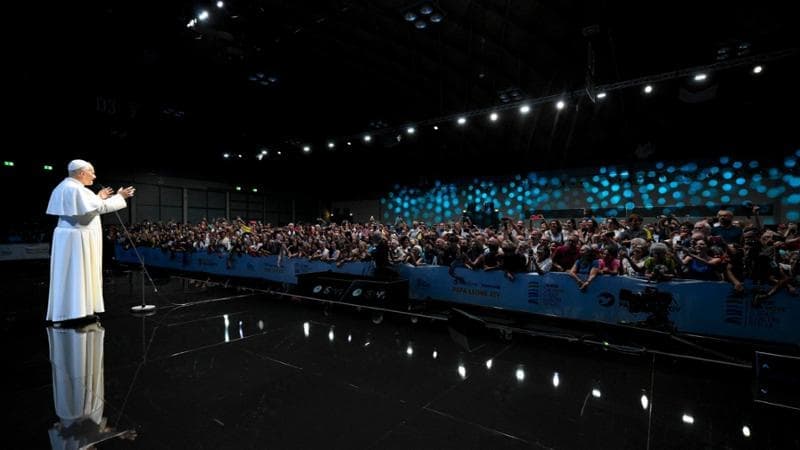 Boom social per la visita del Papa a Rimini e San Marino, tra temi chiave e video virali