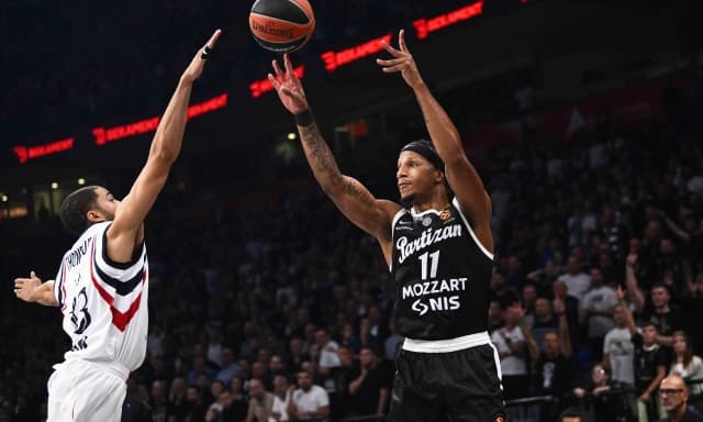 Eurolega, esordio amaro per Milano e Bologna, sconfitte da Partizan e Fenerbahçe