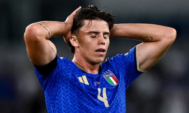 Donadoni: "Romano talento da aspettare. Non possono essere tutti salvatori della Patria"