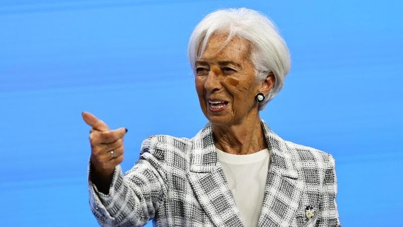 Il ritorno di Christine a Parigi sarà politico, l’obiettivo è disinnescare Le Pen e Mélenchon