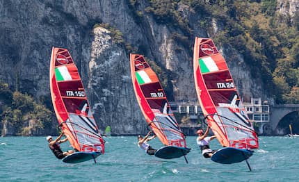Coppa Italia iQFoil: ancora vento forte e altre 6 prove