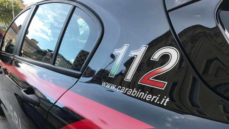 Trieste, donna trovata morta in casa con un taglio alla gola