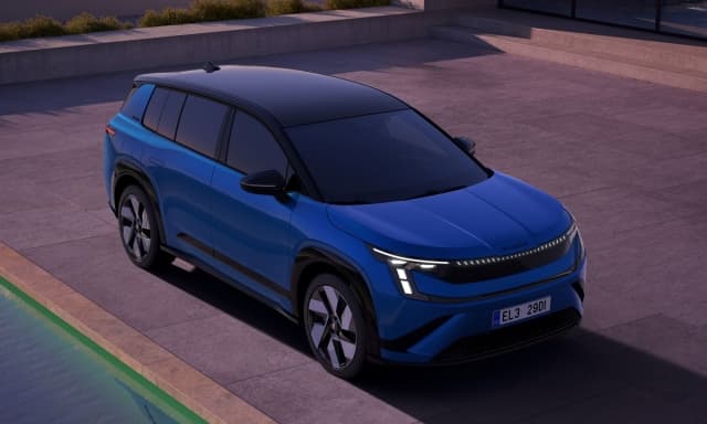 Škoda Peaq: il Suv elettrico a sette posti che punta tutto sullo spazio