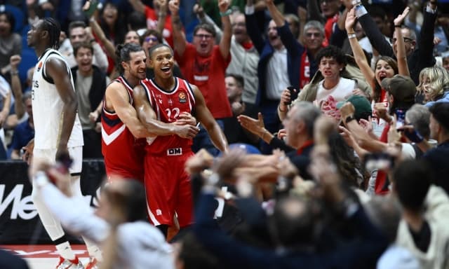 Bentornato Devon Hall! Canestro sulla sirena e Milano si prende il derby contro la Virtus