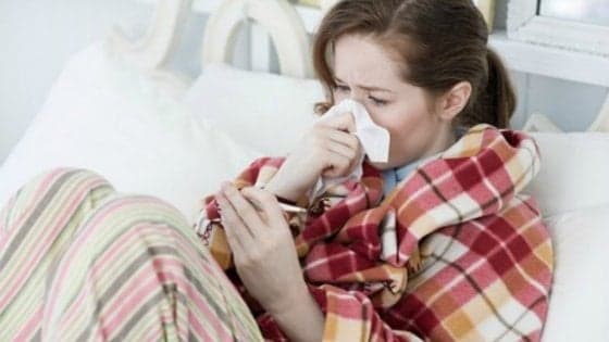 L'influenza fa impennare le vendite dei farmaci di automedicazione