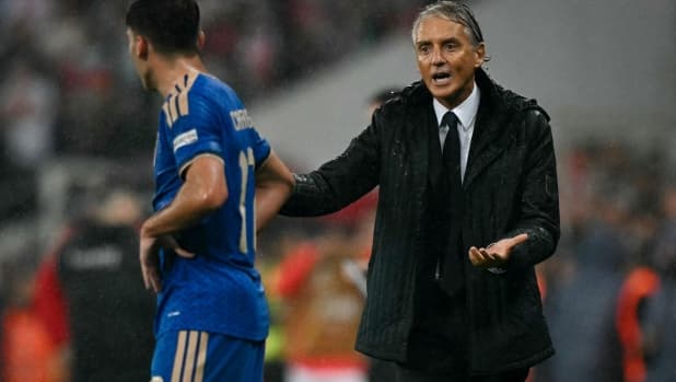 Palleggio, spinta sulle fasce e... il Belgio siamo stati noi: le 5 mosse di Mancini per rialzare l'Italia
