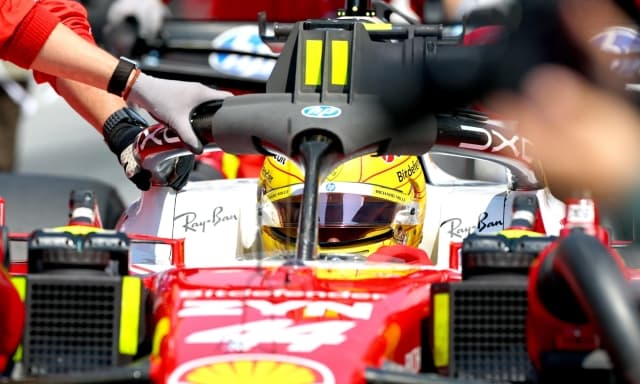 Hamilton e una Ferrari che zoppica: "Il divario di motore? Non so se sia colmabile, ci aspettano gare dure"