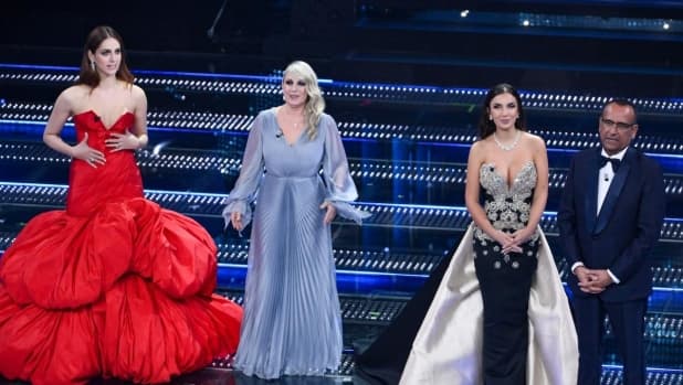 Sanremo, classifica della terza serata. I migliori 5: Brunori, Coma_Cose, Gabbani, Olly e Irama
