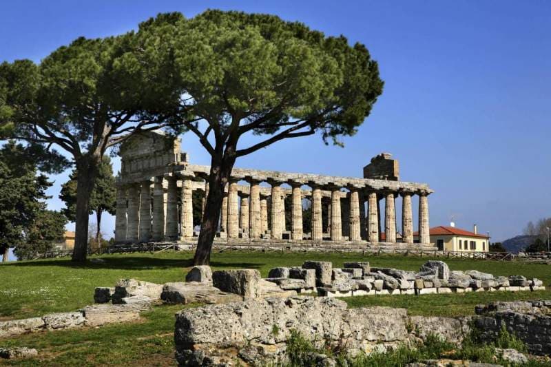 La Sfida Digitale del Patrimonio Artistico e il Dibattito Etico sull'Autenticità