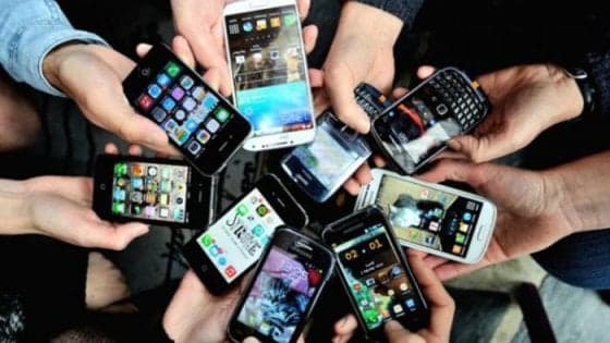 Studio scagiona cellulari: "Non causano tumori"