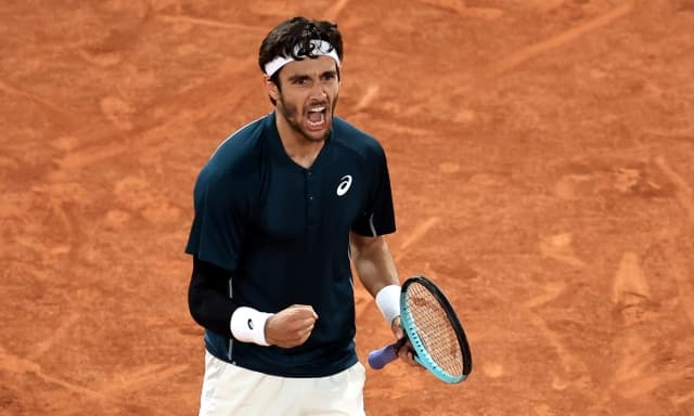 Capolavoro Musetti: batte Rune in quattro set e conquista per la prima volta i quarti di Parigi