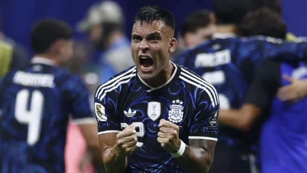 Argentina, la nuova gerarchia di Scaloni: "Romero capitano, Dibu Martinez vice, Lautaro il terzo"
