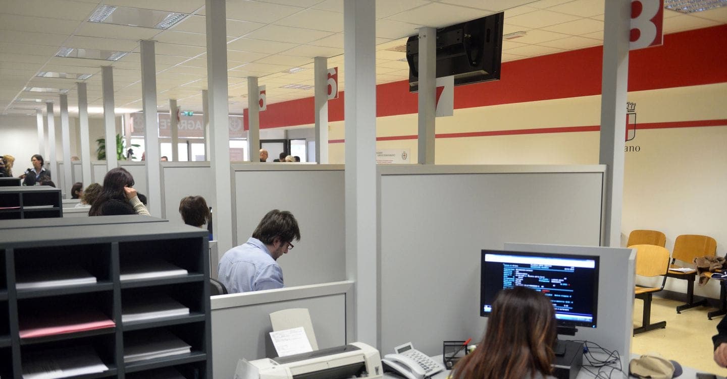 Pa, via libera della Camera al ddl: ai funzionari in carriera il 30% dei posti da dirigente