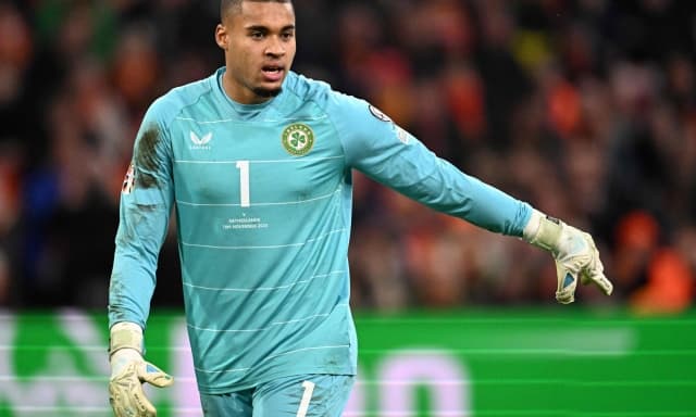 Parò un rigore a CR7, oggi boicotta la sfida a Israele: chi è Bazunu, il portiere che molla l'Irlanda per principio