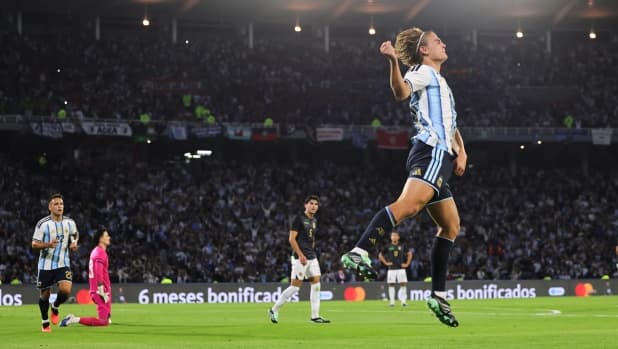Argentina, il dopo Messi è già iniziato: 4-0 alla Bolivia, a segno Nico Paz e Lautaro