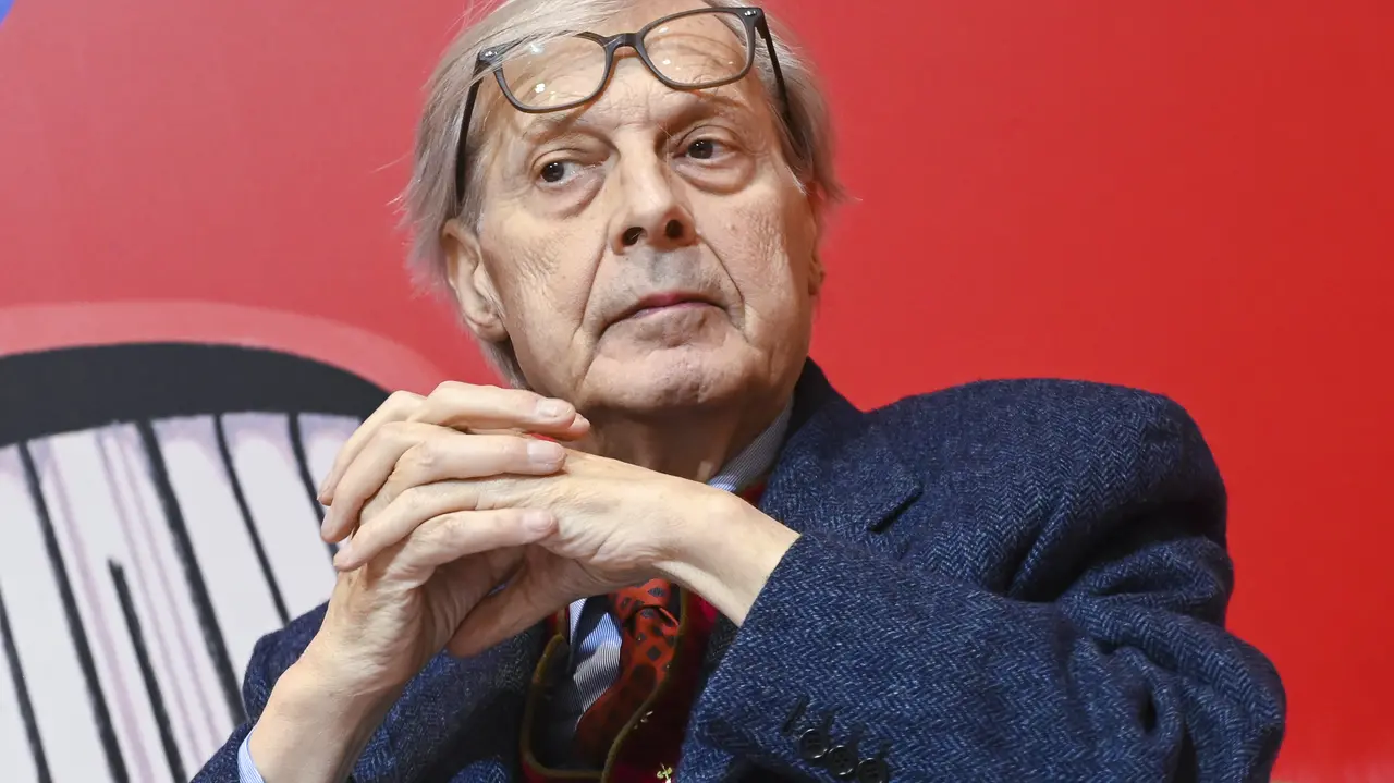 Vittorio Sgarbi rimane in terapia intensiva, la figlia Evelina: «L'ho trovato in una condizione di estrema sofferenza»