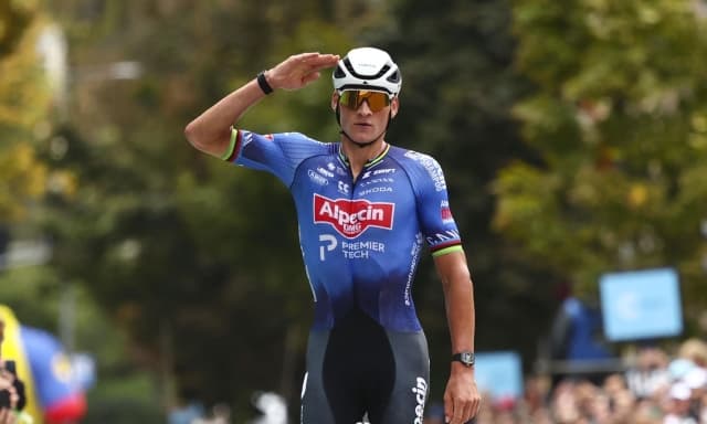 Lussemburgo, Van der Poel vince la quinta tappa dopo una fuga di 175 km! E Piganzoli trionfa nella generale