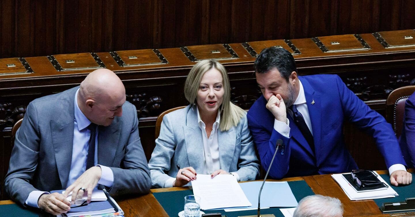 Medio Oriente, Meloni: priorità cessate fuoco a Gaza e negoziati su Iran. M5S: riaprire al gas russo