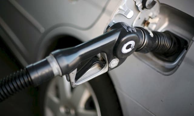 Carburanti: ecco quanto costano in Italia rispetto al resto dell'Unione europea
