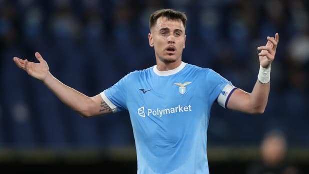 Patric saluta la Lazio: "Una parte di me rimarrà qui per sempre. Me ne vado da uomo"