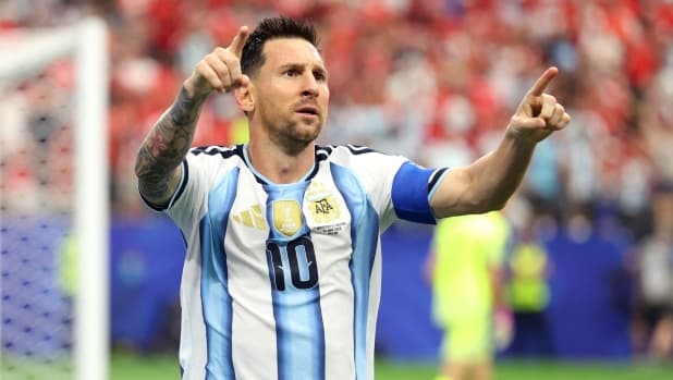 LIVE Mondiale. Senti Klose: "L'avevo detto che Messi non era niente male...". E anche Haaland fa il "Ro"