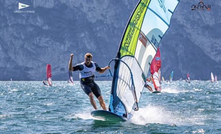 Windsurf: Bruno Martini batte i record della RRD One Hour Classic
