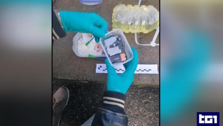 Sabotaggio ferrovie a Bologna e Pesaro, si cercano tracce di Dna sull’ordigno inesploso