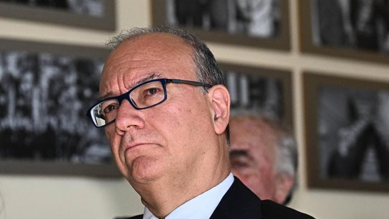 Stage già a 15 anni, le opposizioni contro il decreto Pnrr-Scuola: “Troppo giovani, è rischioso”