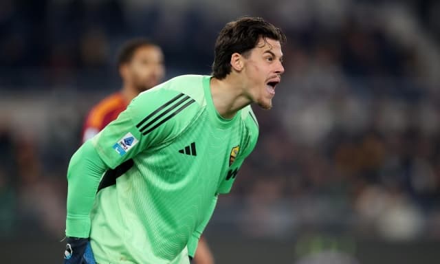 Juve, per la porta è bagarre: tra Martinez e Vicario spunta anche Svilar