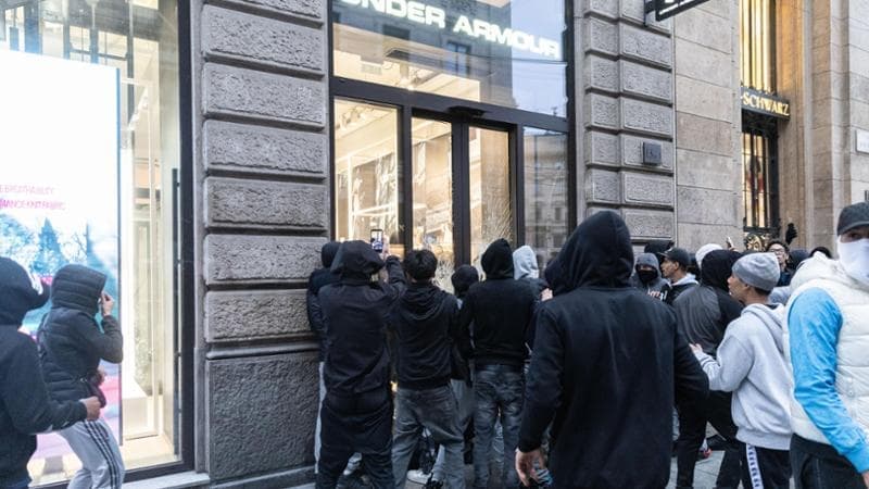 In Italia la ricchezza è degli anziani. Le ragioni dei giovani e il torto della violenza