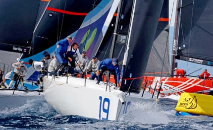 52 SuperSeries: Alegre al comando a pari punti con Quantum
