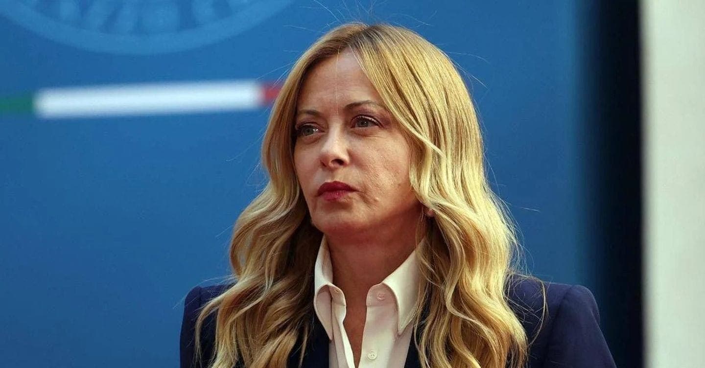 Meloni: «Dispiaciuta sul deficit, avanti con la tabella di marcia. In manovra la detassazione degli aumenti contrattuali»