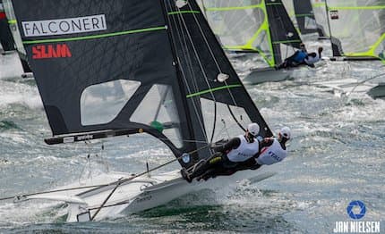 2022 Campionati Europei 49er, 49erFX, Nacra 17: oggi solo una prova al limite per i 49er
